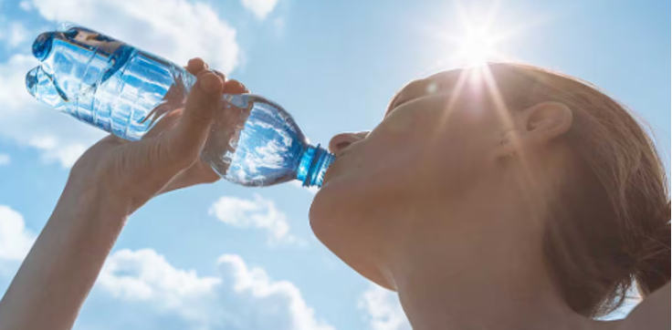 ¿Por qué consumir agua es lo mejor para mi y para mi salud?